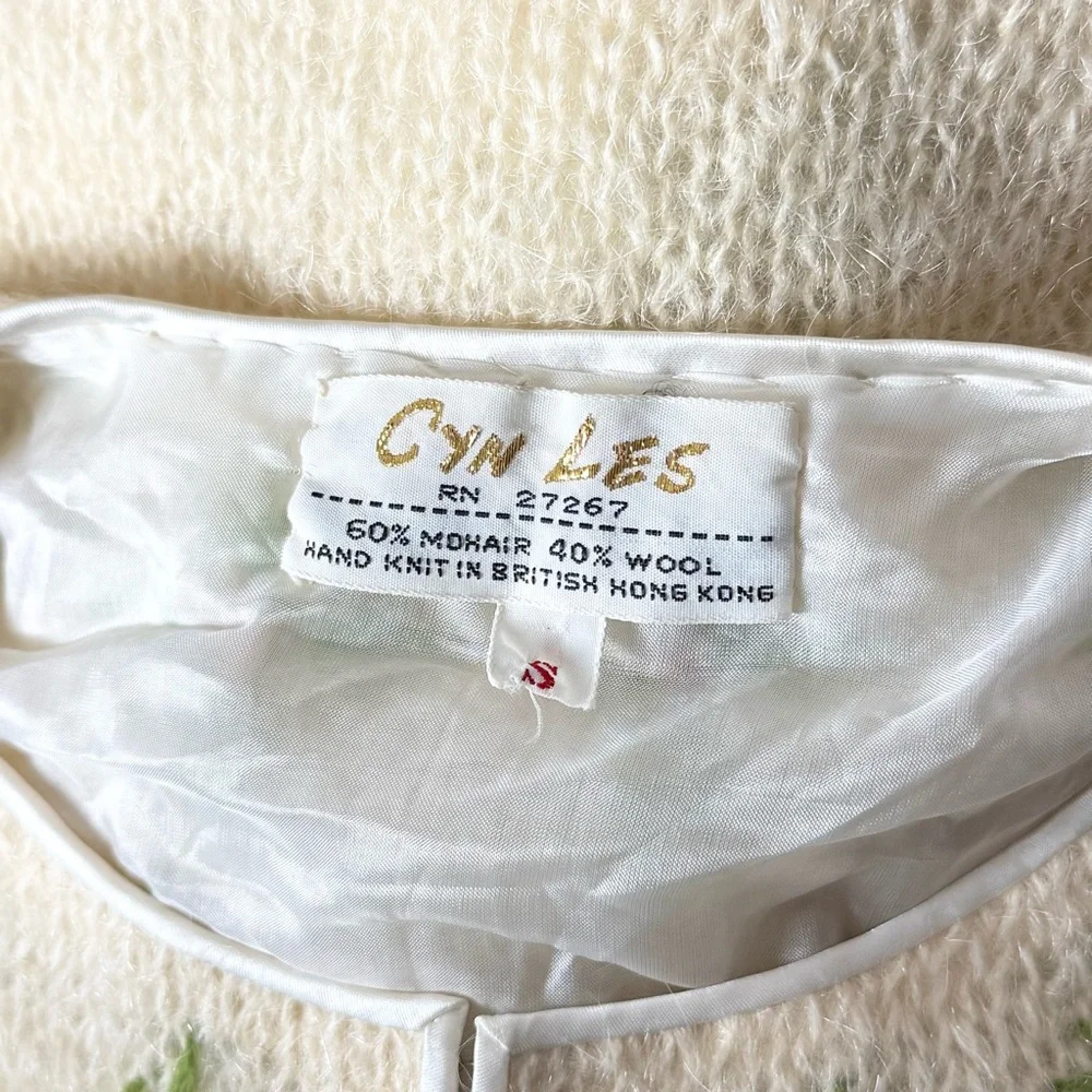 VINTAGE Mohair Wool Floral‎ Coquette Soft Girl Cottagecore Preppy Cardigan Small